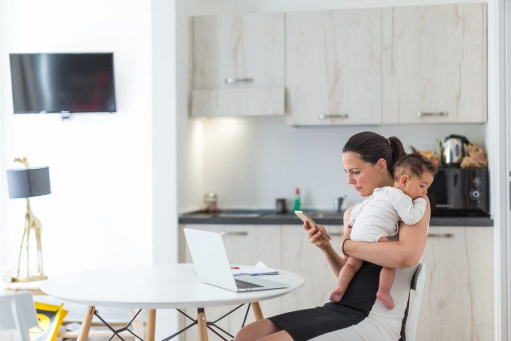 Ideias de Trabalho para Mães que Ficam em Casa: Como Ganhar Dinheiro e Cuidar da Família